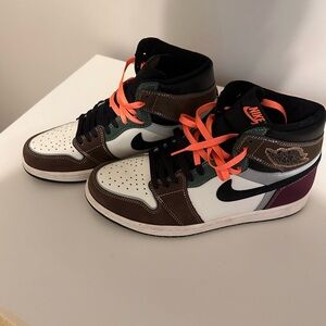 Air Jordan 1 Retro High OG Hand Crafted Sz 9.5